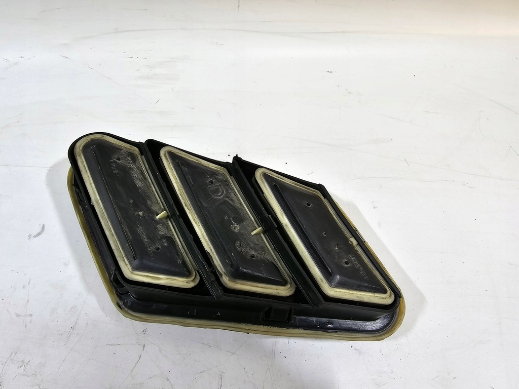 фото №5, Решётка вентиляционная правый задняя citroen berlingo iii 1.6 hdi #2689