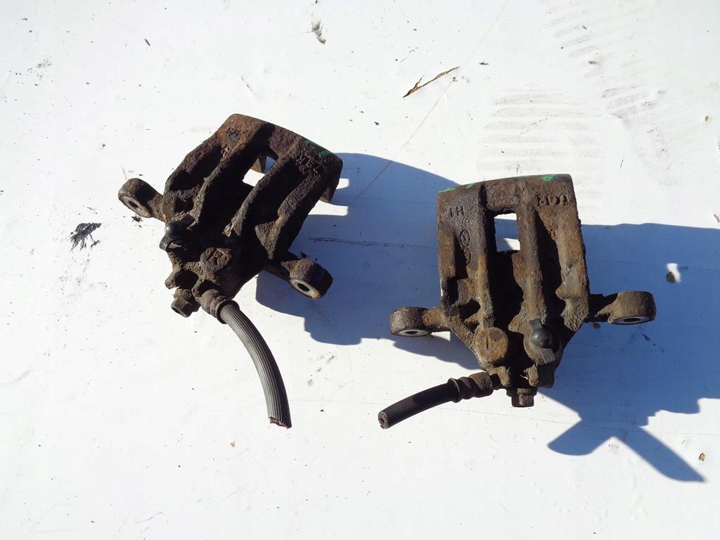 фото №1, Суппорт левый задняя hyundai i30 i hb