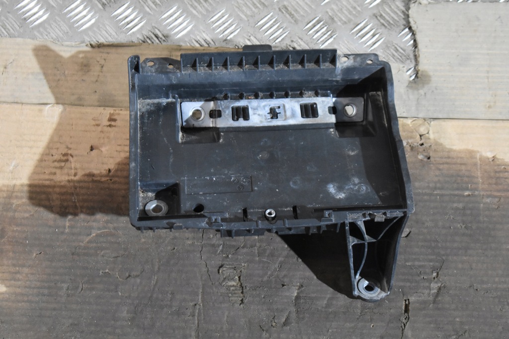 фото №1, Idealna основание аккумулятор mercedes w223 1