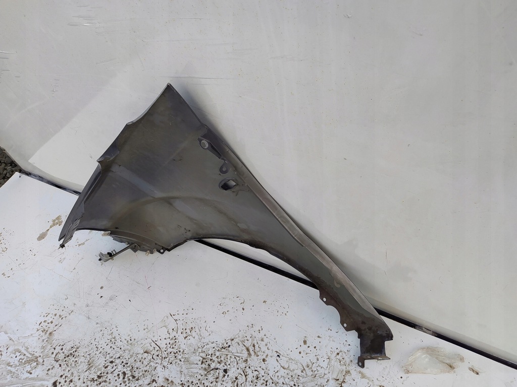 фото №8, Peugeot 4007 крыло правый перед передний