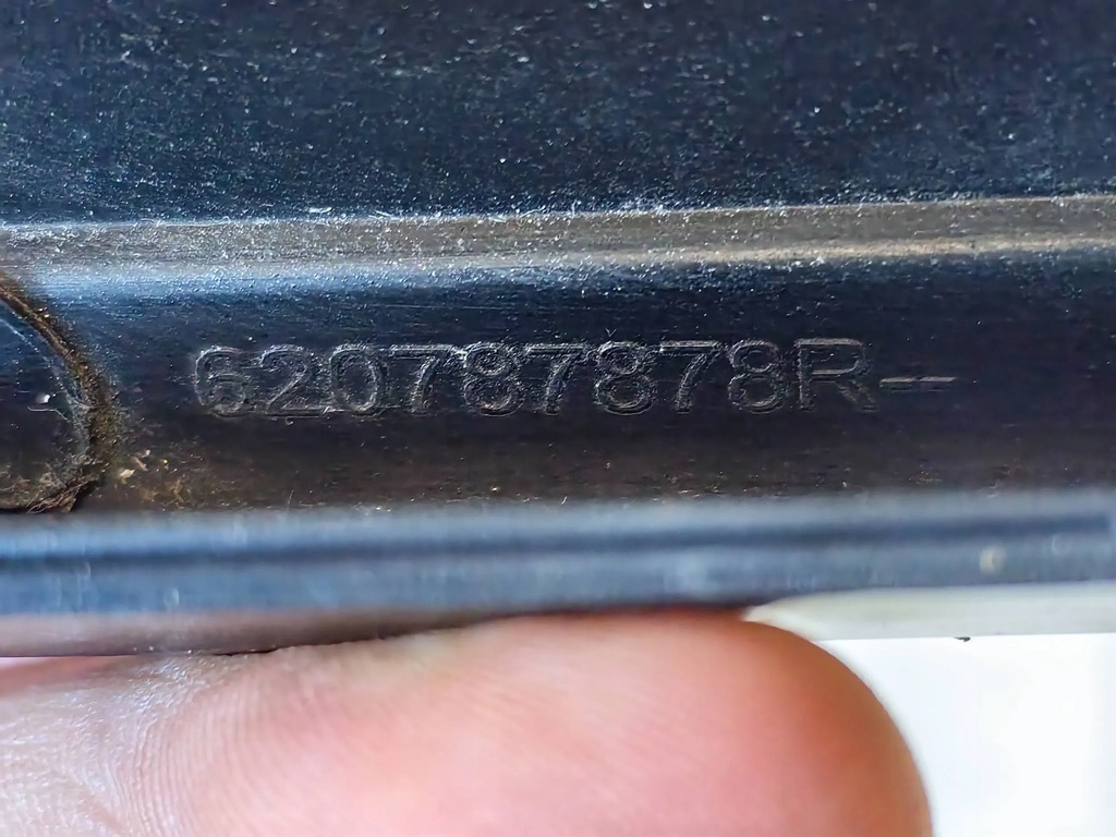 фото №8, Renault clio iv - решётка радиатора atrpa молдинг