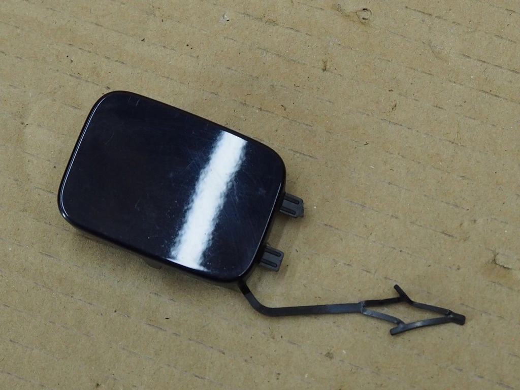 фото №1, Заглушка бампера задня задня audi a1 82a807441