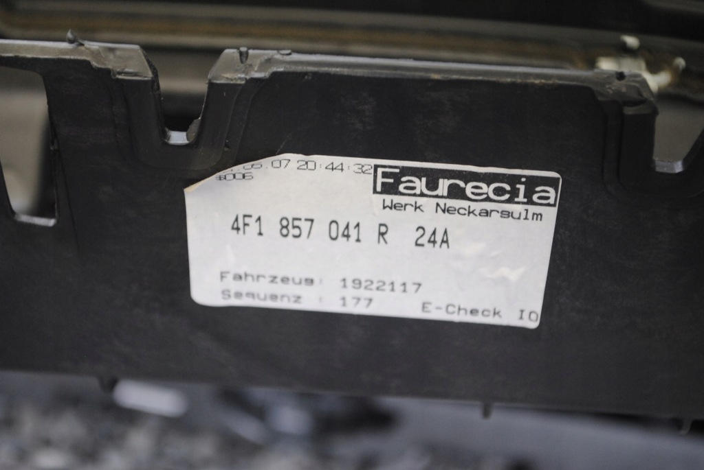 фото №8, Панель приладів панель приладів приладова soul audi a6 c6