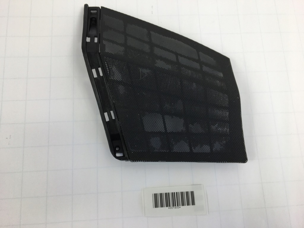 фото №1, Захист накладка динаміка права w панель приладова консоль mercedes w124