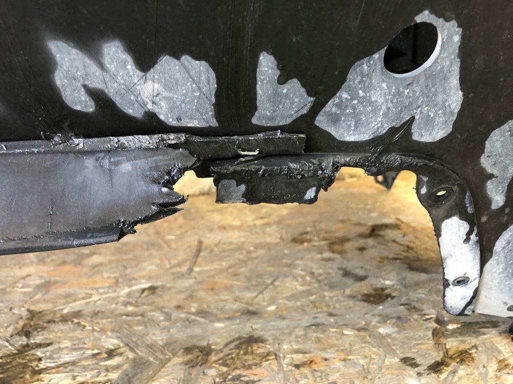 Бампер передний fiat 500l Доставка