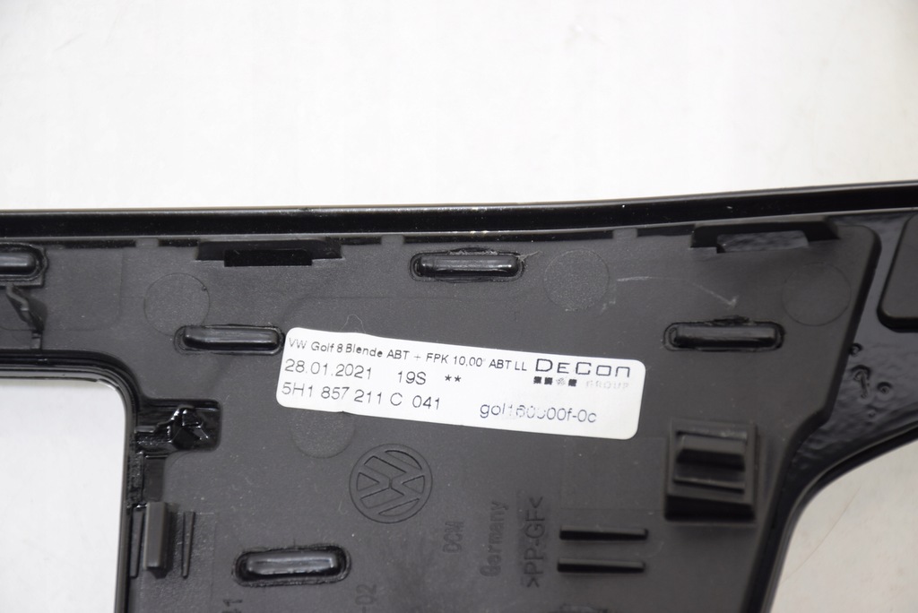 фото №16, Vw golf viii 8 рамка спидометра приборы радио dekor молдинг piano black