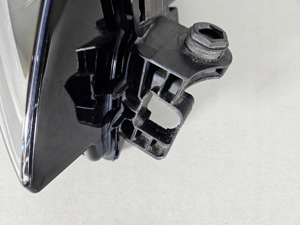 фото №16, Skoda superb iii 3 lift 3v1 лампа правая full led