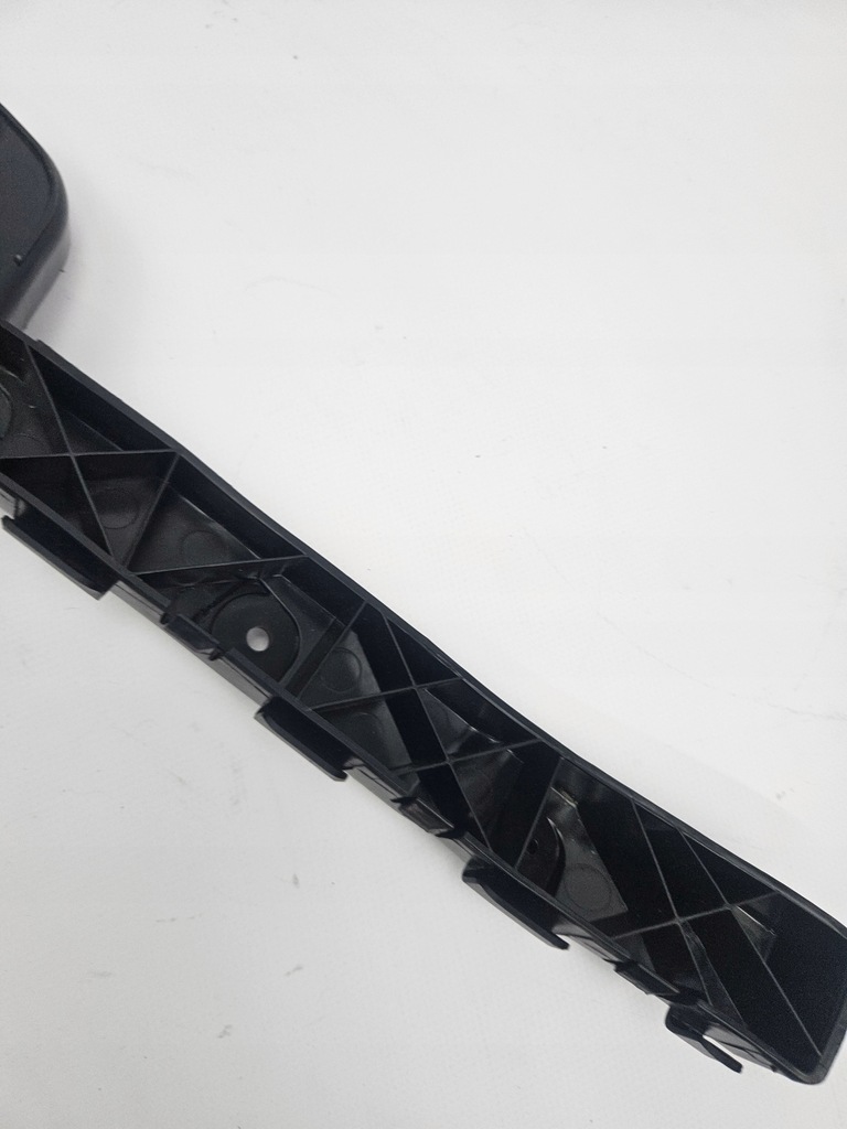 фото №12, Kia ceed i kombi 2006 - 2012 направляющая кронштейн бампера задняя левый 86613-1h100