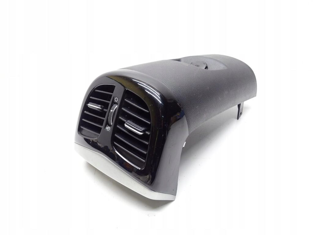 фото №1, Решітка обдув задня задня тунель 84642-3z001 hyundai i40