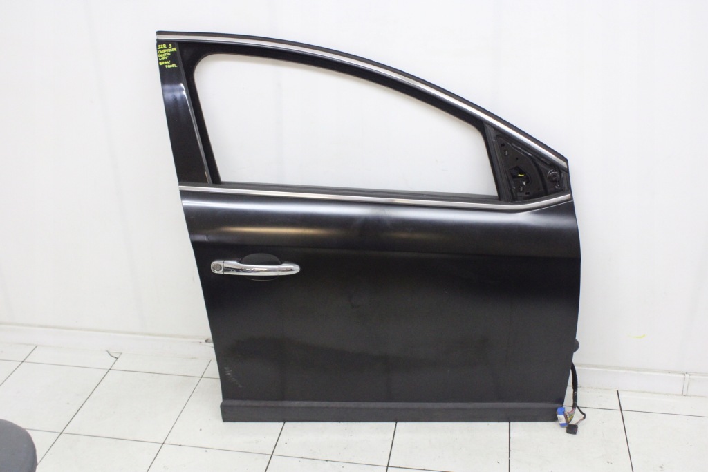 Купити Двері праве передні правий перед chrysler lancia delta 2008r-