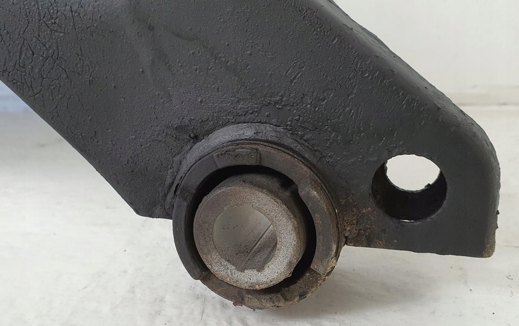 фото №9, Подрамник подрамник балка подрамник перед volvo xc70 ii