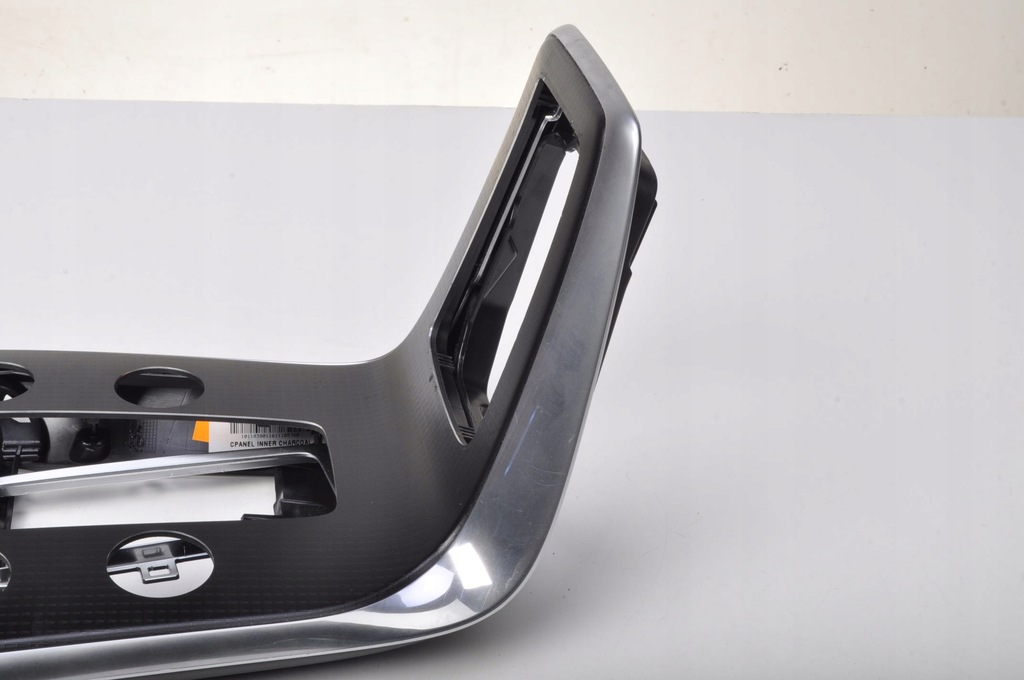 фото №7, Volvo v40 ii рамка панель обдув 08632794 lift