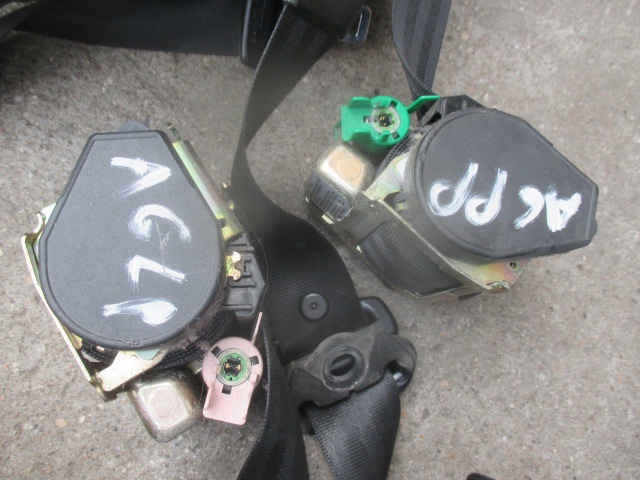 фото №1, Audi a6 c5 ремені безпеки перед cena za 2