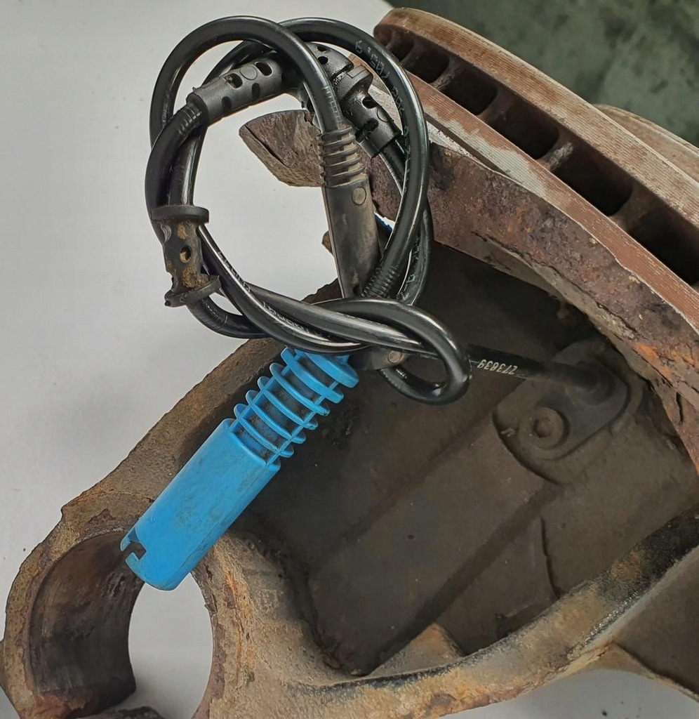 фото №3, Поворотный кулак ступица правый перед mini cooper r56 1.6