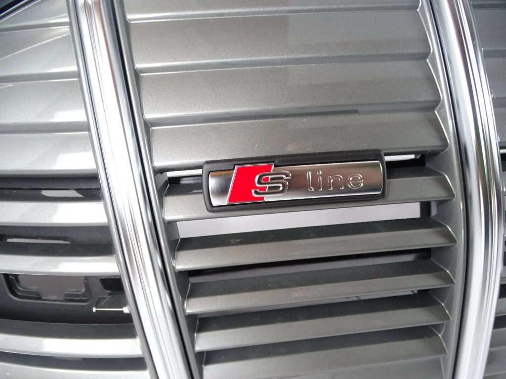 фото №8, Бампер перед передній audi e-tron 4ke s-line