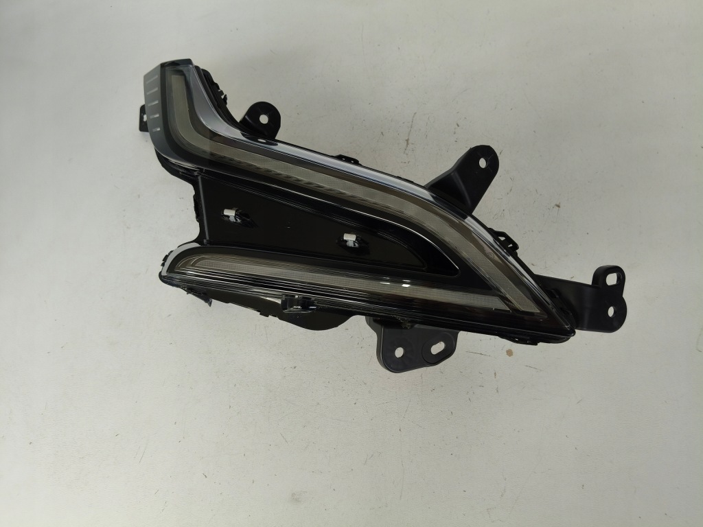 Купить Противотуманная фара правая  renault megane v e-tech 23- led drl