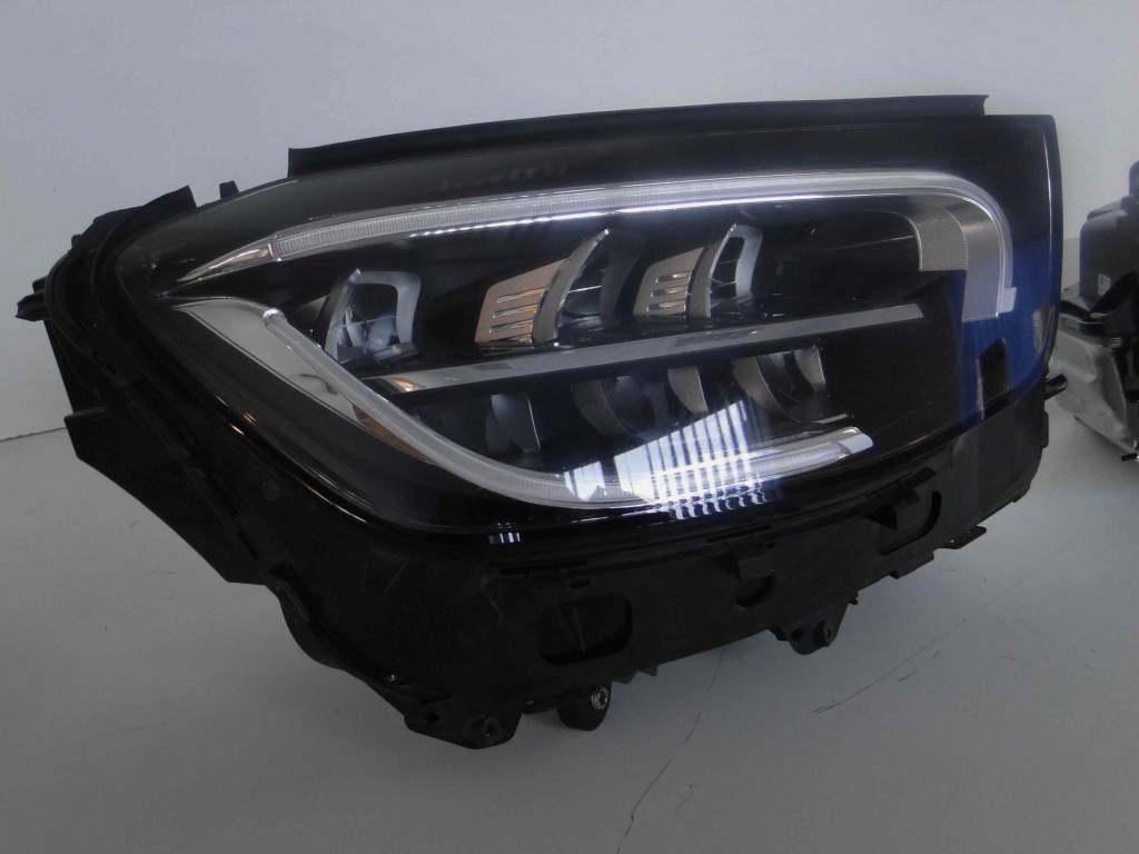 Mercedes glc w253 рестайлинг  full led фара правый  перед с Разборки