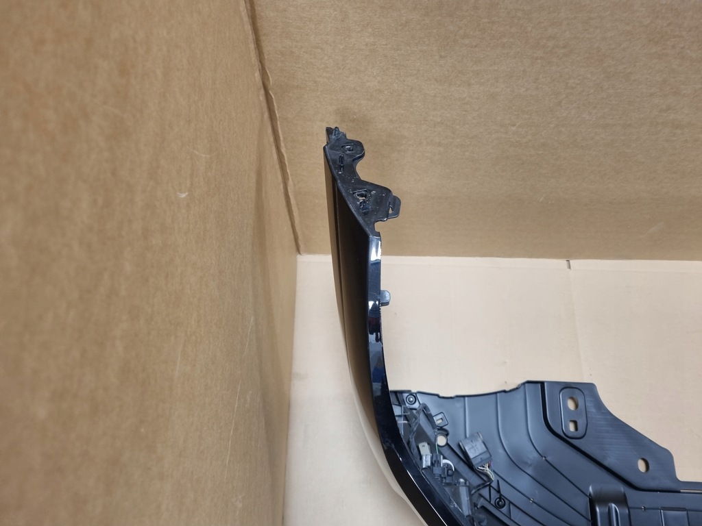 фото №8, Polestar 2 бампер перед передній kompletny камера радари 6x pdc