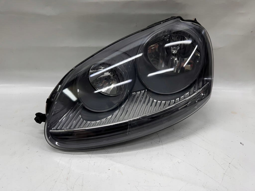 фото №1, Vw golf v лампа левый перед 1k6941005a