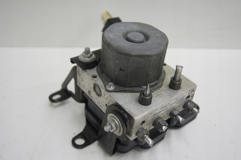 фото №1, Twingo iii насос abs