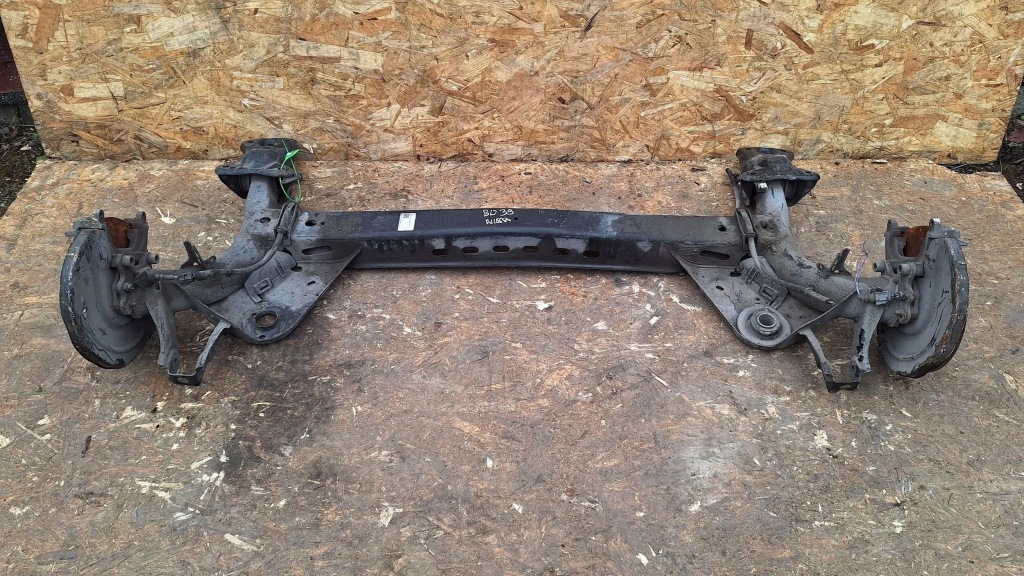 фото №1, Oś балка подвеска задняя 5q0501049af vw golf vii sportsvan leon 5f