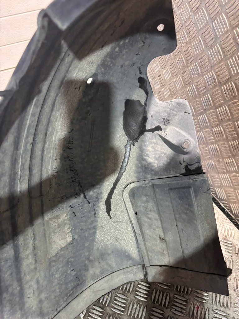 Купить Hyundai ioniq 86815 g2000 подкрылок левое передние