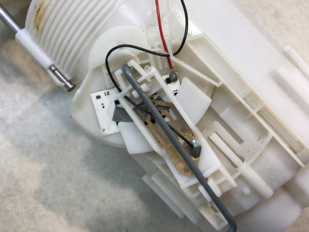 фото №5, Датчик уровня топлива kangoo ii 1.5 dci 8200889199