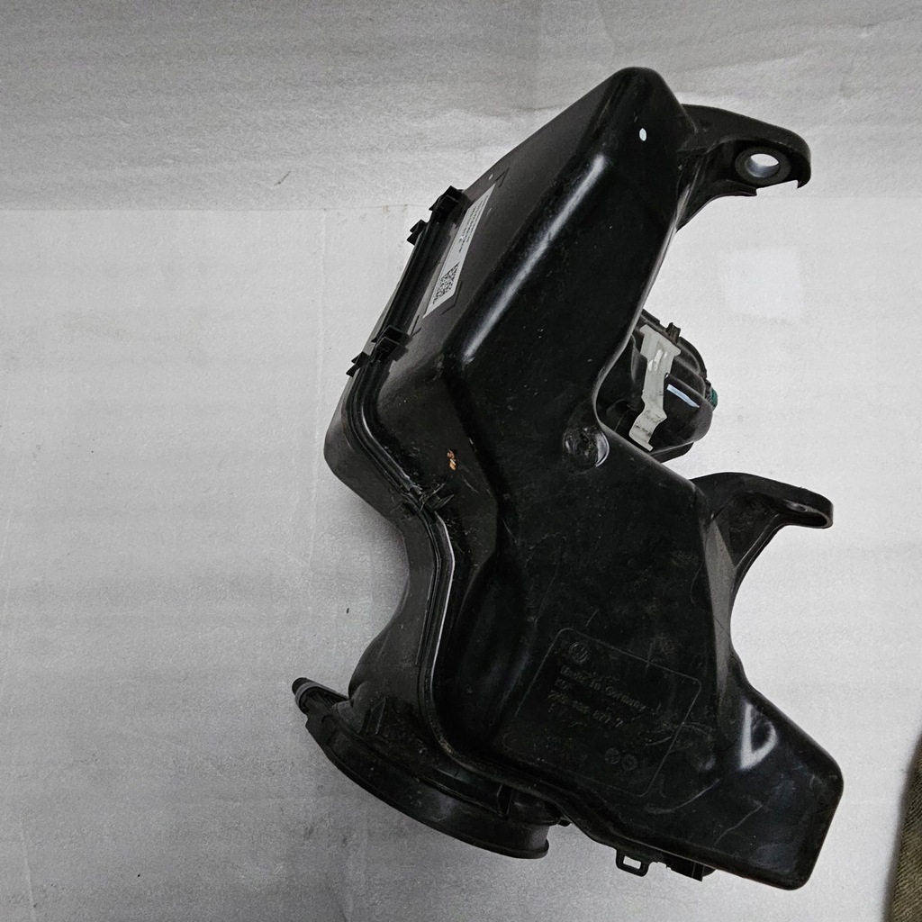 фото №6, Vw volkswagen caddy бак с заливная горловина adblue ad blue 2k5131965 2k5131877a