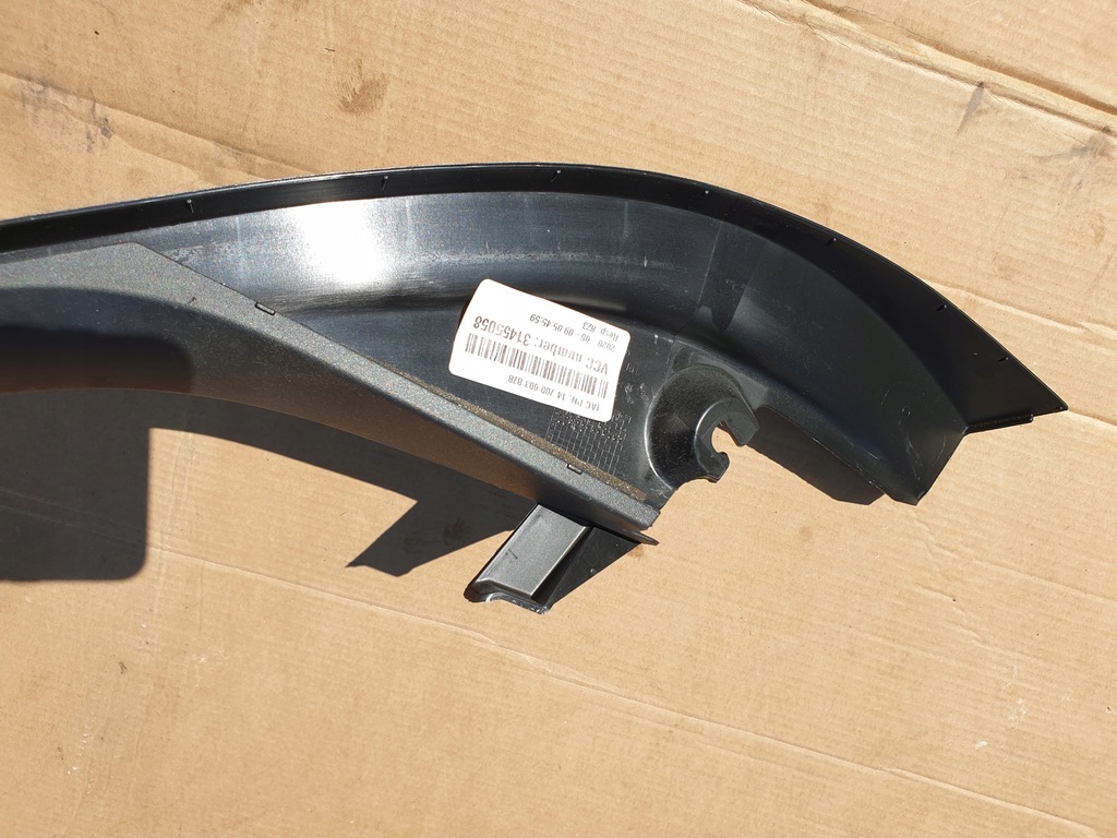 фото №6, Прокладка рамка стекло дверь правый перед volvo xc40 оригинальный номер