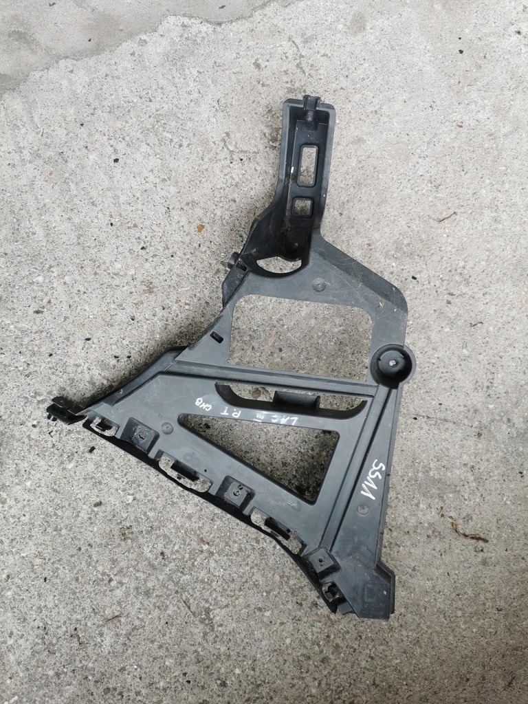 фото №1, Напрямна бампера правий задня renault laguna iii hb