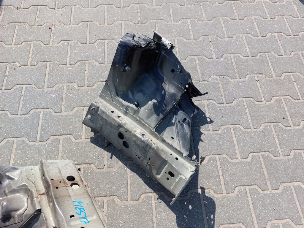 фото №3, Чверть лонжерон перед ford fiesta mk8