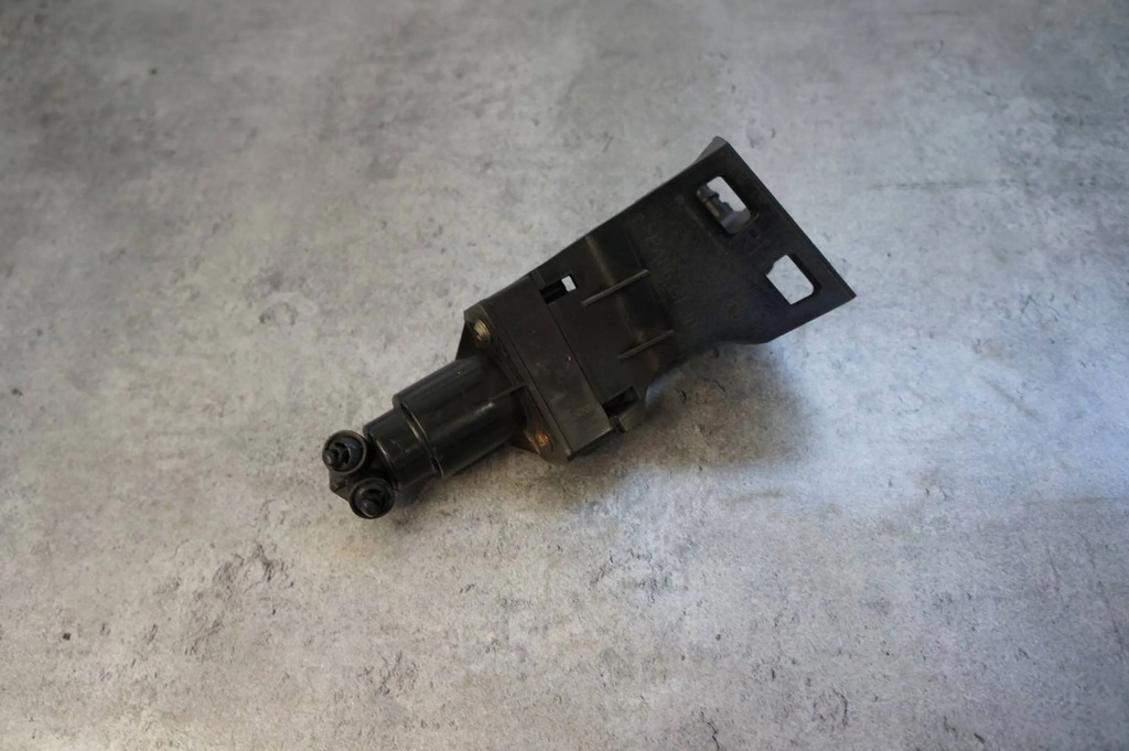 фото №5, Омыватель лампы mercedes ml gl w164 x164