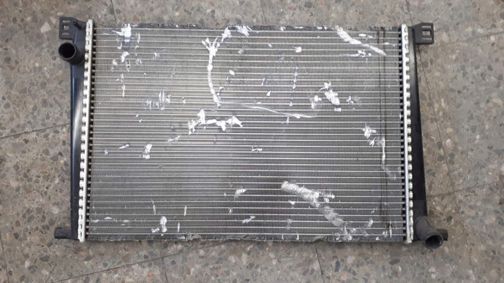 Купить Mini cooper r55 clubman 1.6 радиатор воды 8675266