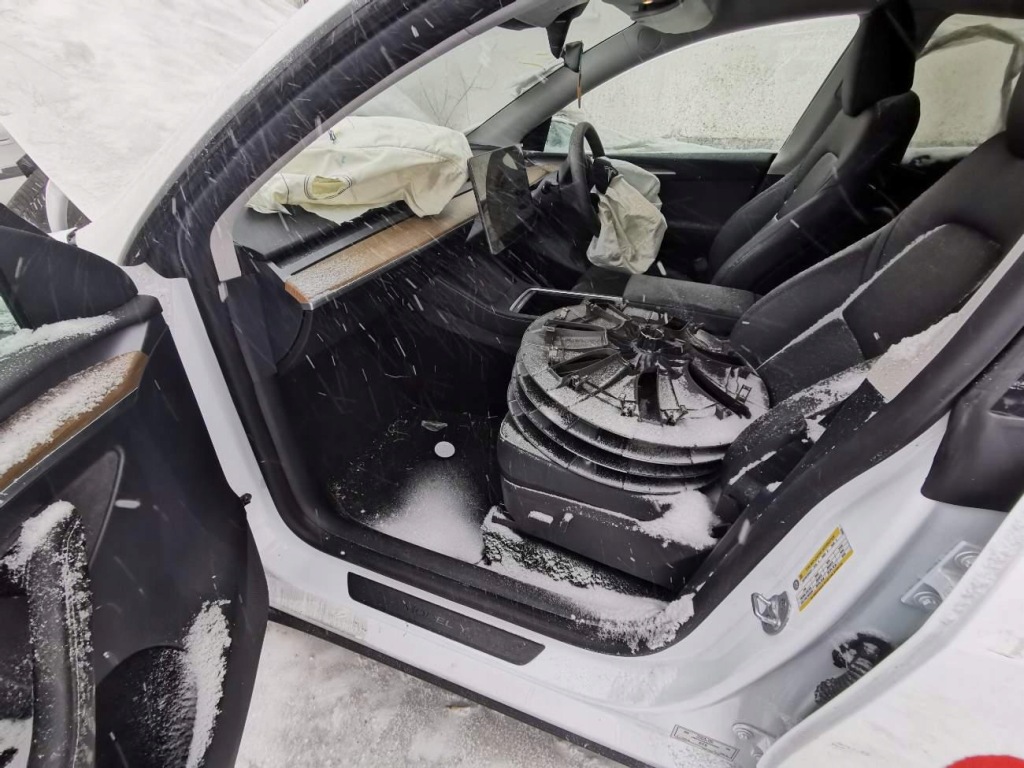 Купить Tesla model y модуль комфорта 2024 149784739d 1497847-39-d, 1497850-00-d2