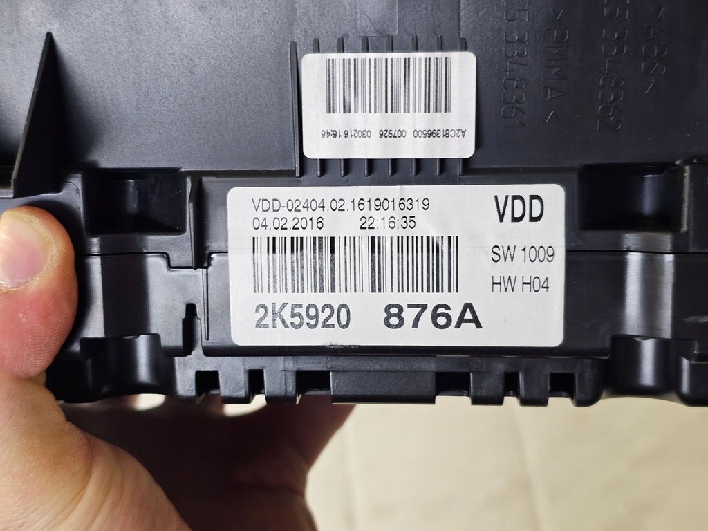 фото №6, Счетчик приборная панель приборы europa vw caddy iii 2k5920876a
