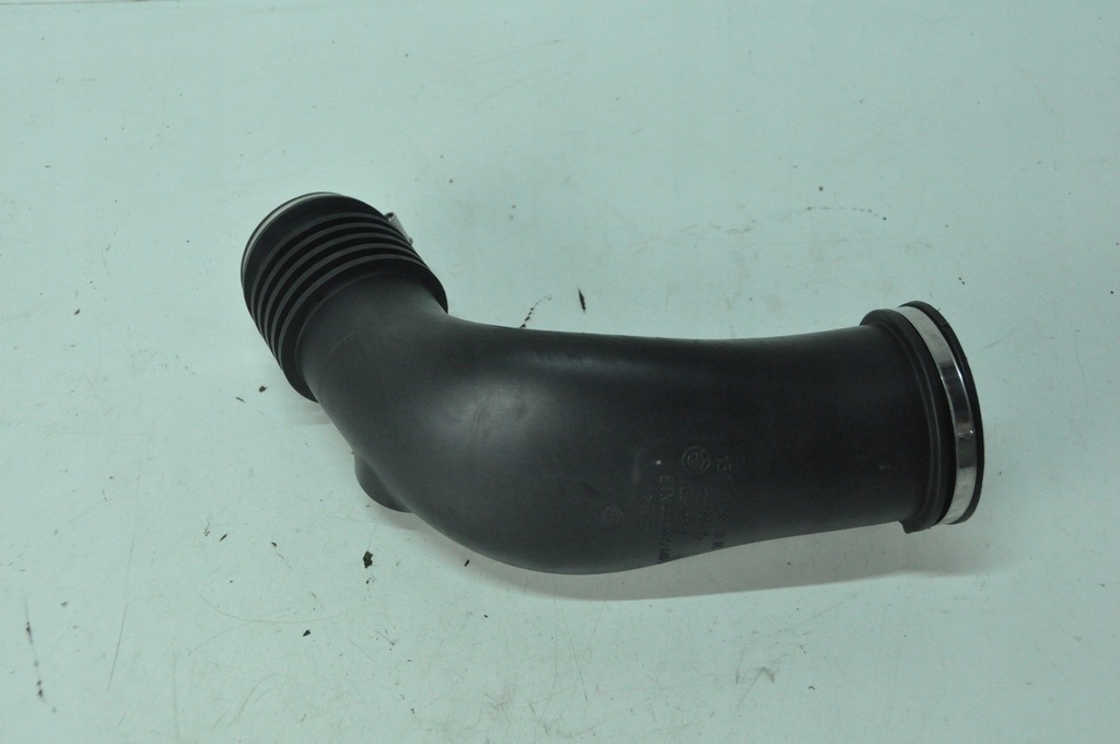 фото №1, Bmw x5 e70 x6 e71 труба шланг впуск воздухозаборник воздуха 7798338