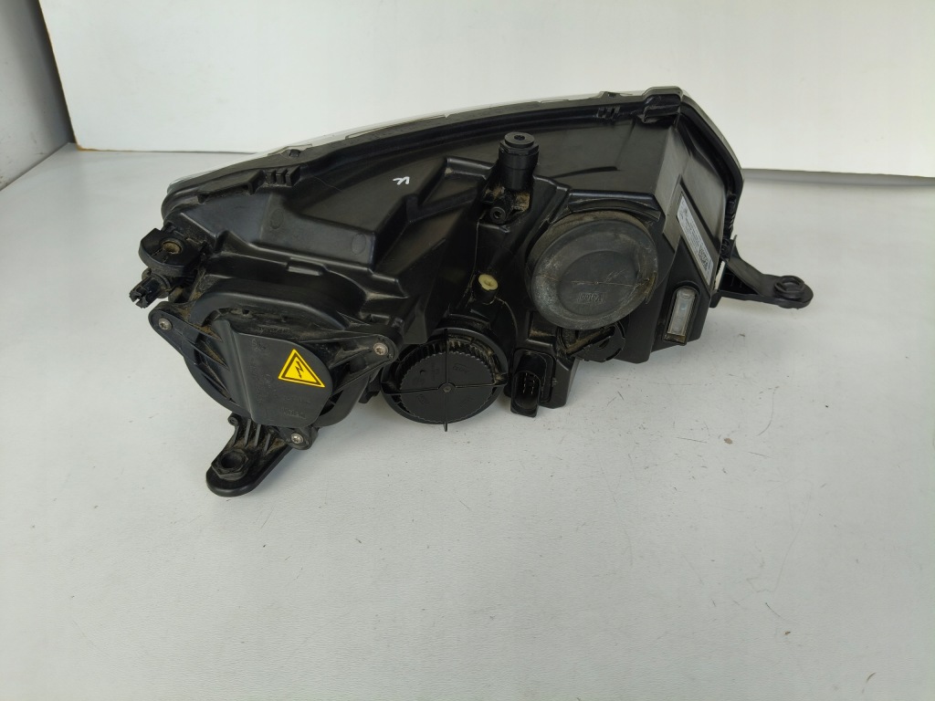 фото №4, Лампа левая фара skoda rapid 5ja 12- ксенон