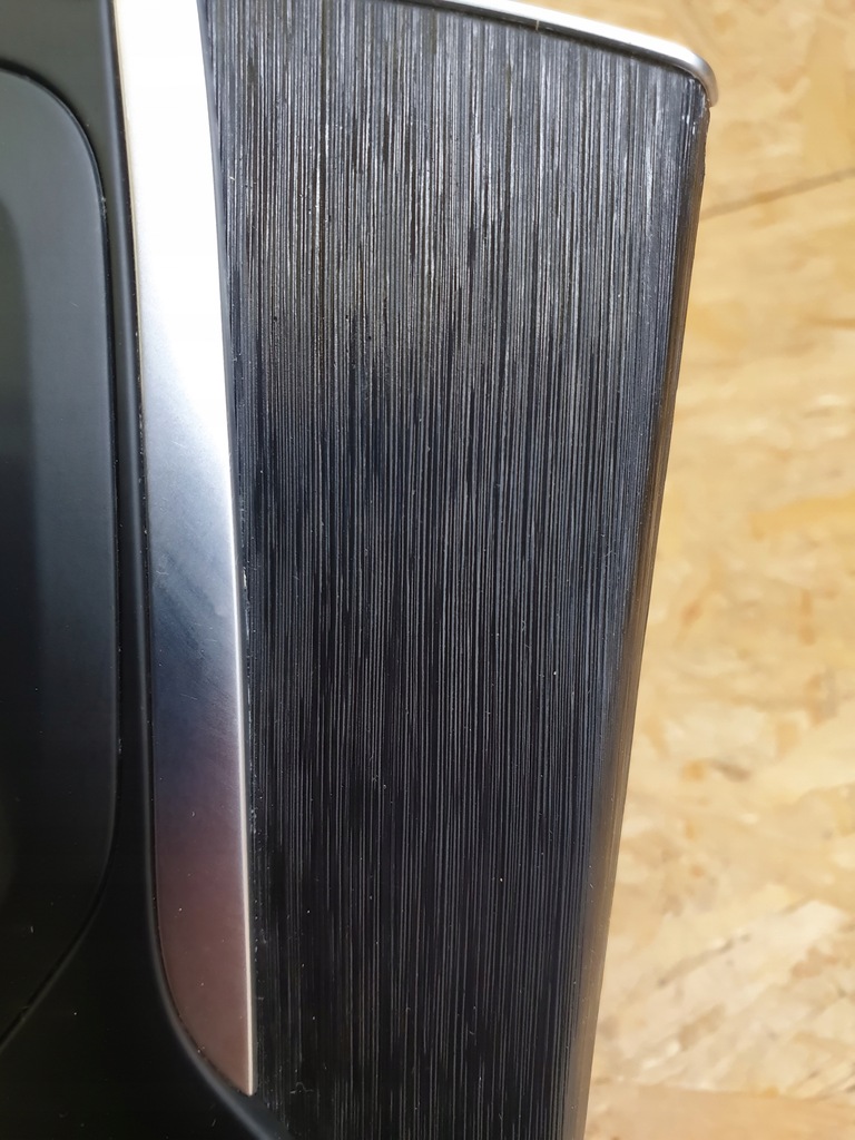 фото №3, Alfa romeo stelvio панель радио панель туннель