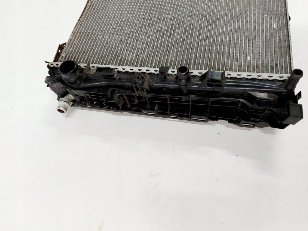 Mercedes w213 2.0 cgi радиатор воды кондиционер гибрид Цена