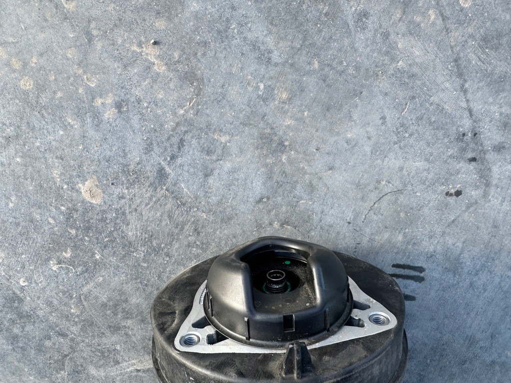 фото №8, Амортизатор левый перед audi a6 c8 4k0616039h