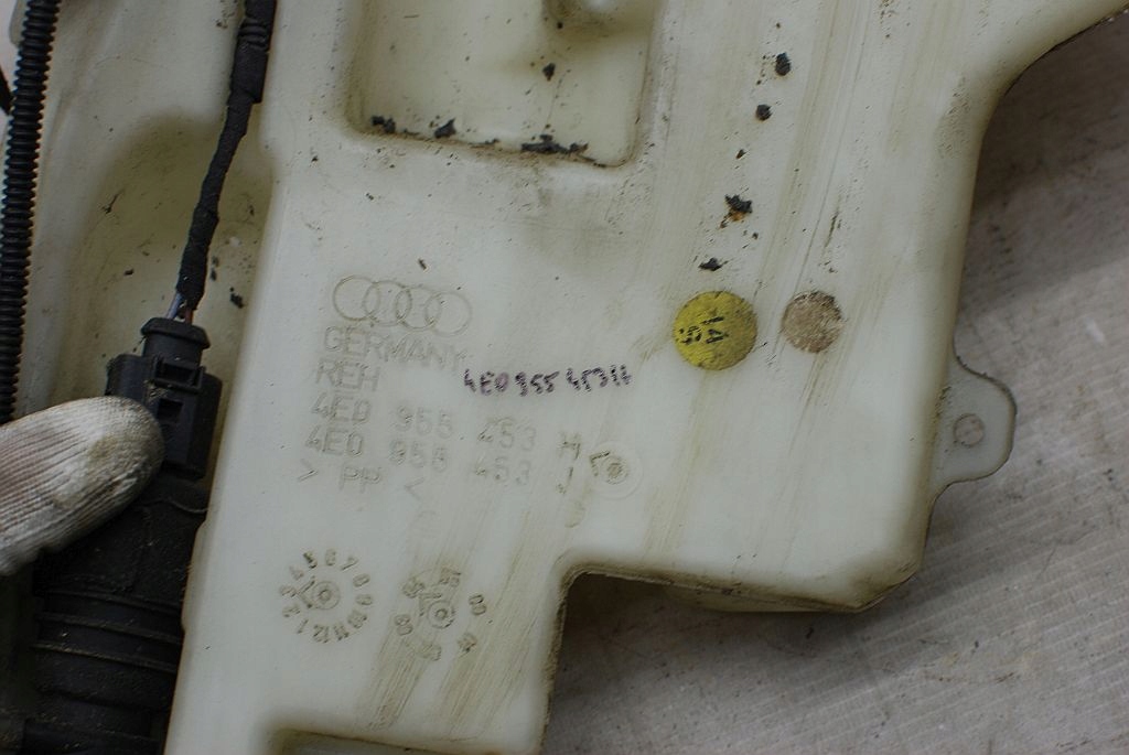 фото №8, Бак жидкость омывателя комплект 4e0955453h audi a8 d3