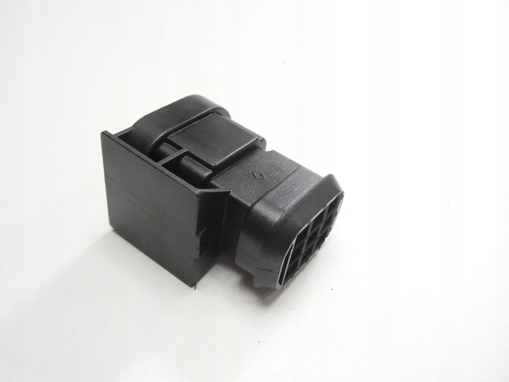 фото №4, Штекер штекер renault dacia 7703197395