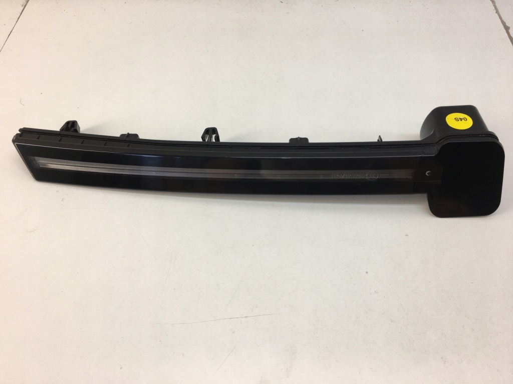 Купить Vw id3 правая  led решётка радиатора бампера перед хороший