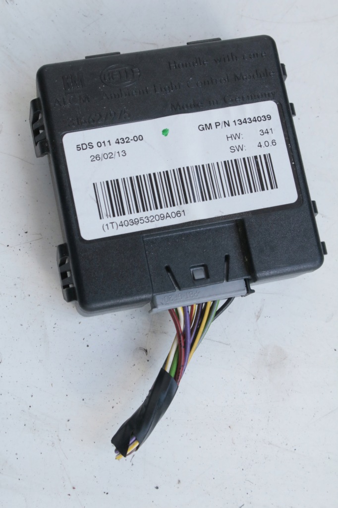 Купити Модуль світла opel adam 13434039