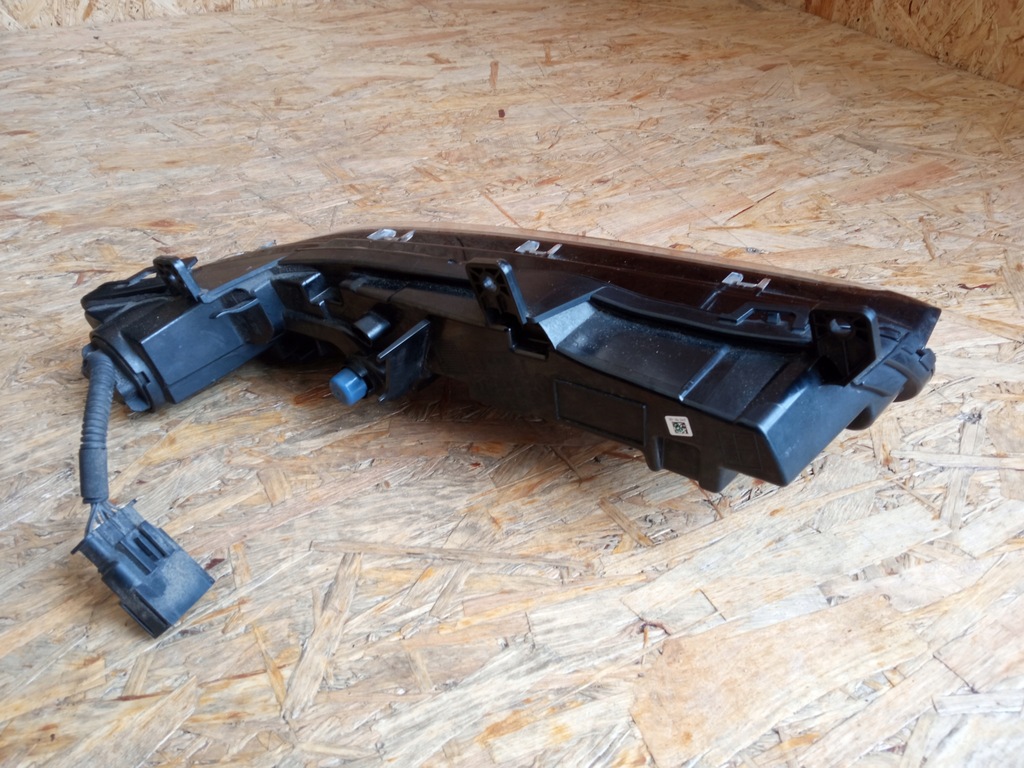 фото №8, Peugeot 308 iii t10 противотуманная фара led drl правый перед