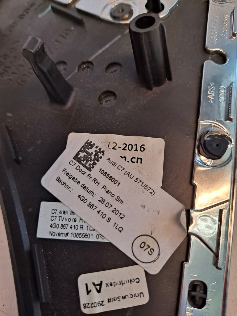 фото №11, Dekor двері audi a6 c7 4g0867410s