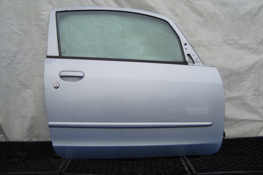 фото №1, Двері правий перед mitsubishi colt 04-12 11h 5d