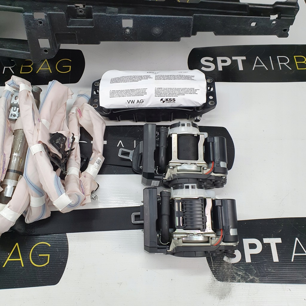 фото №9, A6 c8 4k a7 4k приборная панель консоль подушки безопасности ремни подушка безопасности