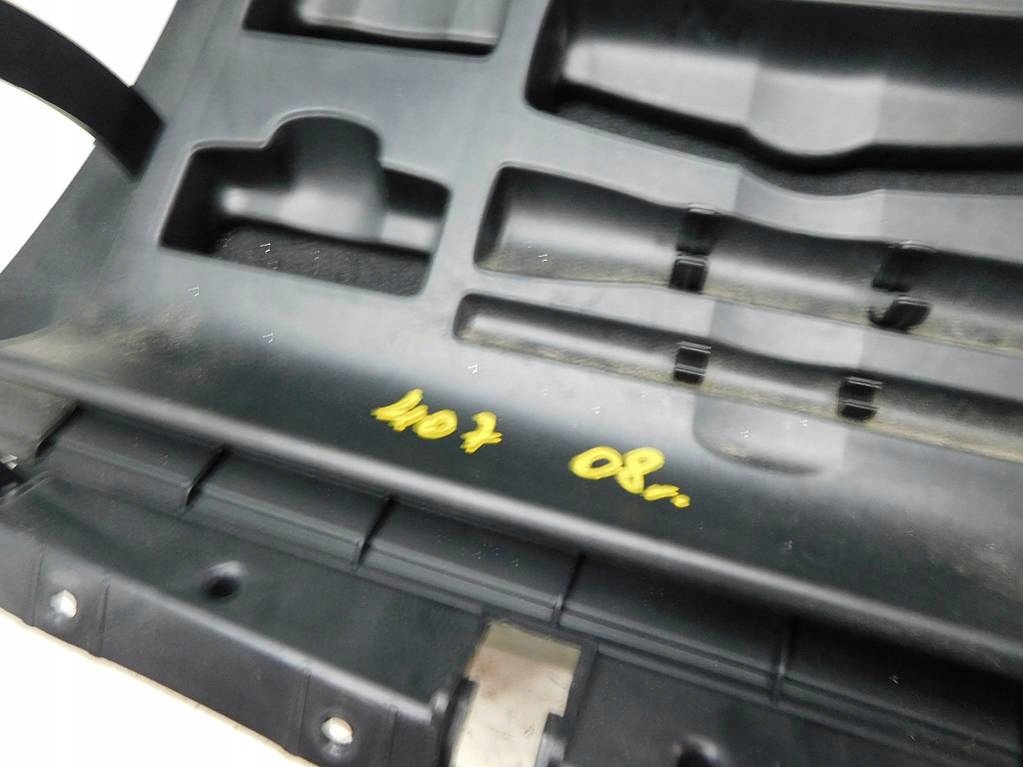 фото №6, Peugeot 407 sw 2008r бардачок пассажира