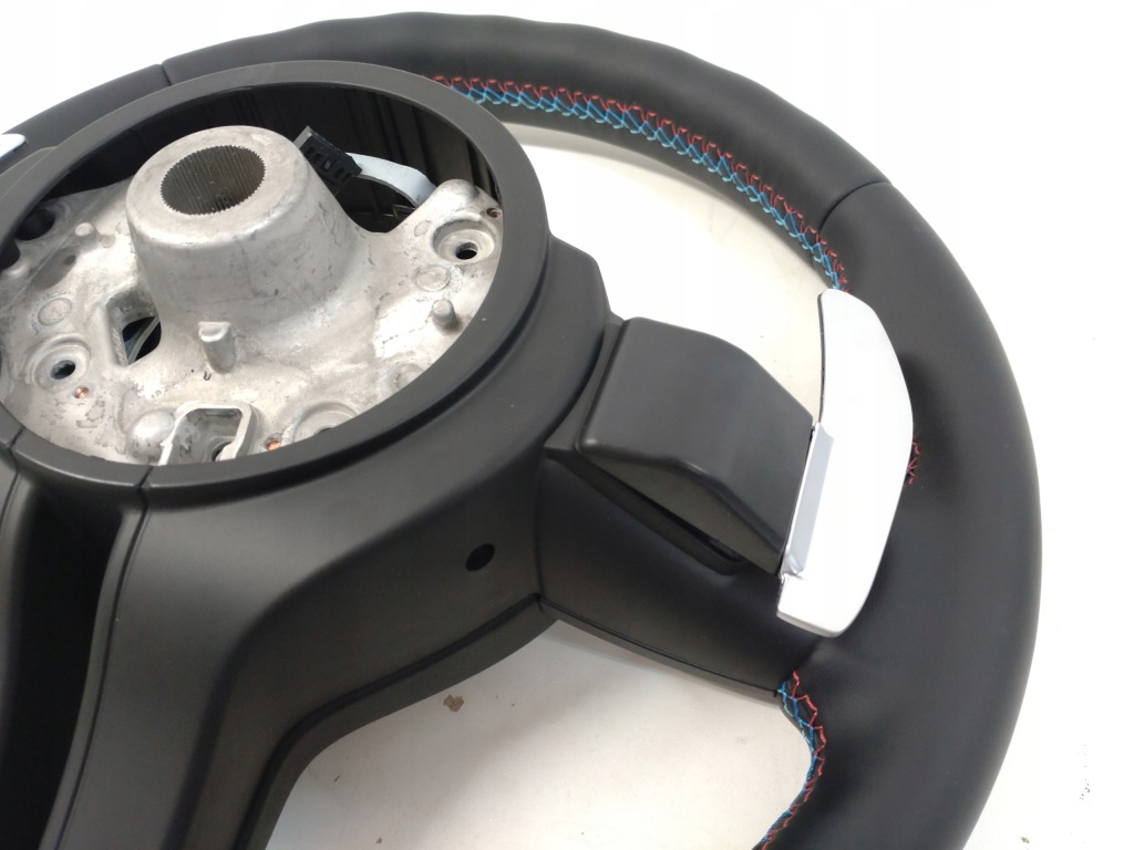 фото №10, Nowa повітропровід bmw 5 f10 f11 пелюстки перемикання m-pakiet f01 m6 f06 f07 f12 f13